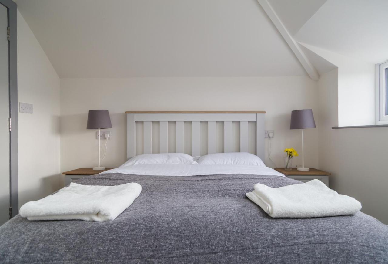 White Hall Portrush Eksteriør billede